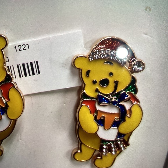 New Baulebar x Disney Christmas Winnie the Pooh Earrings - Picture 2 of 4